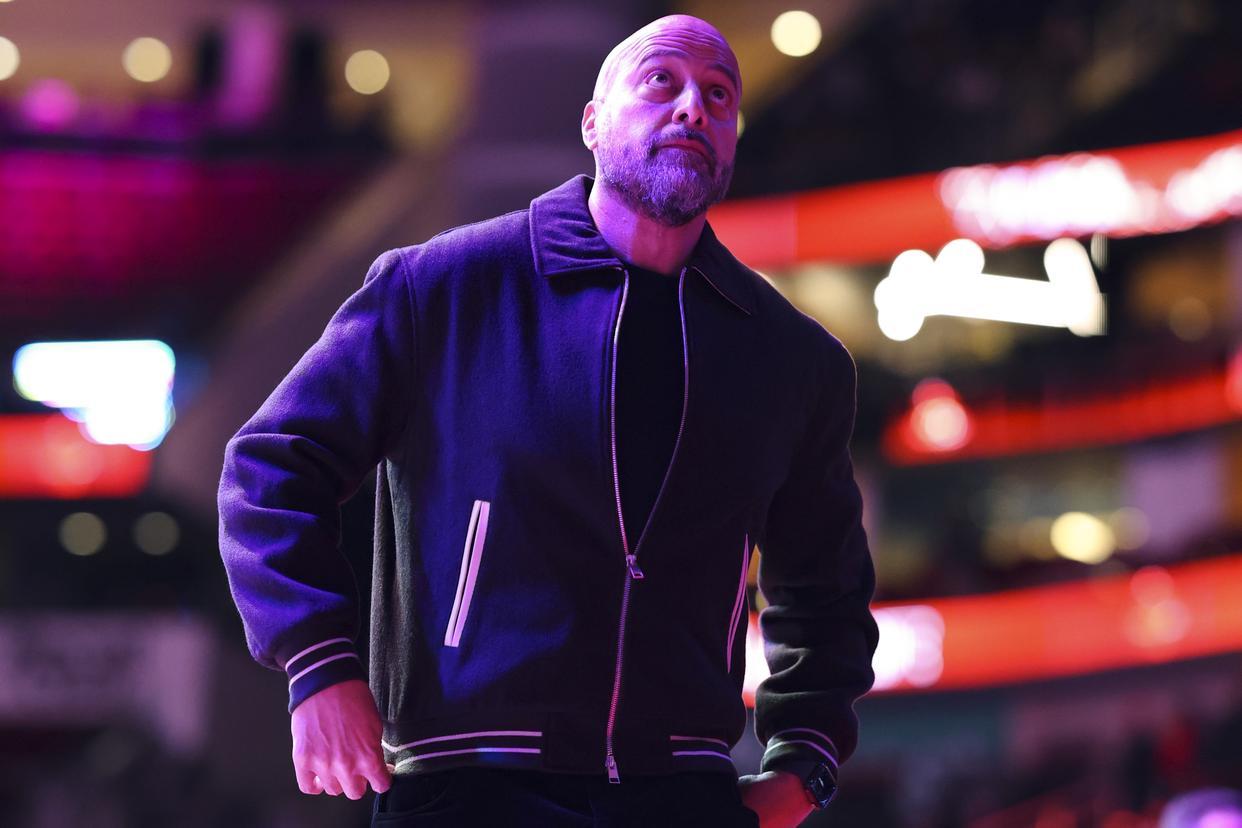 500网-斯通拒签琼斯，火箭第4控卫转正稳了？场均2+1+1，季后赛值得重用